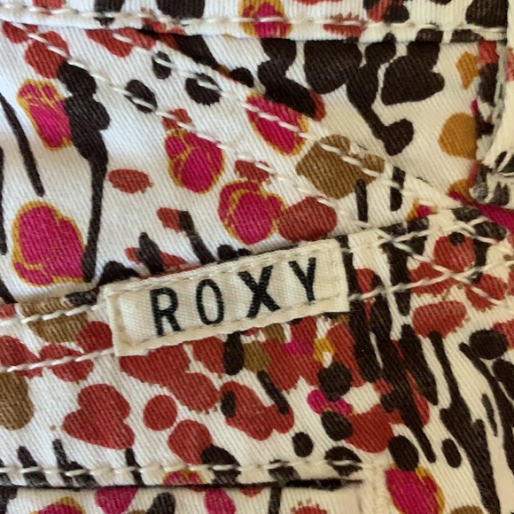 Roxy shorts - Picture 4 of 5